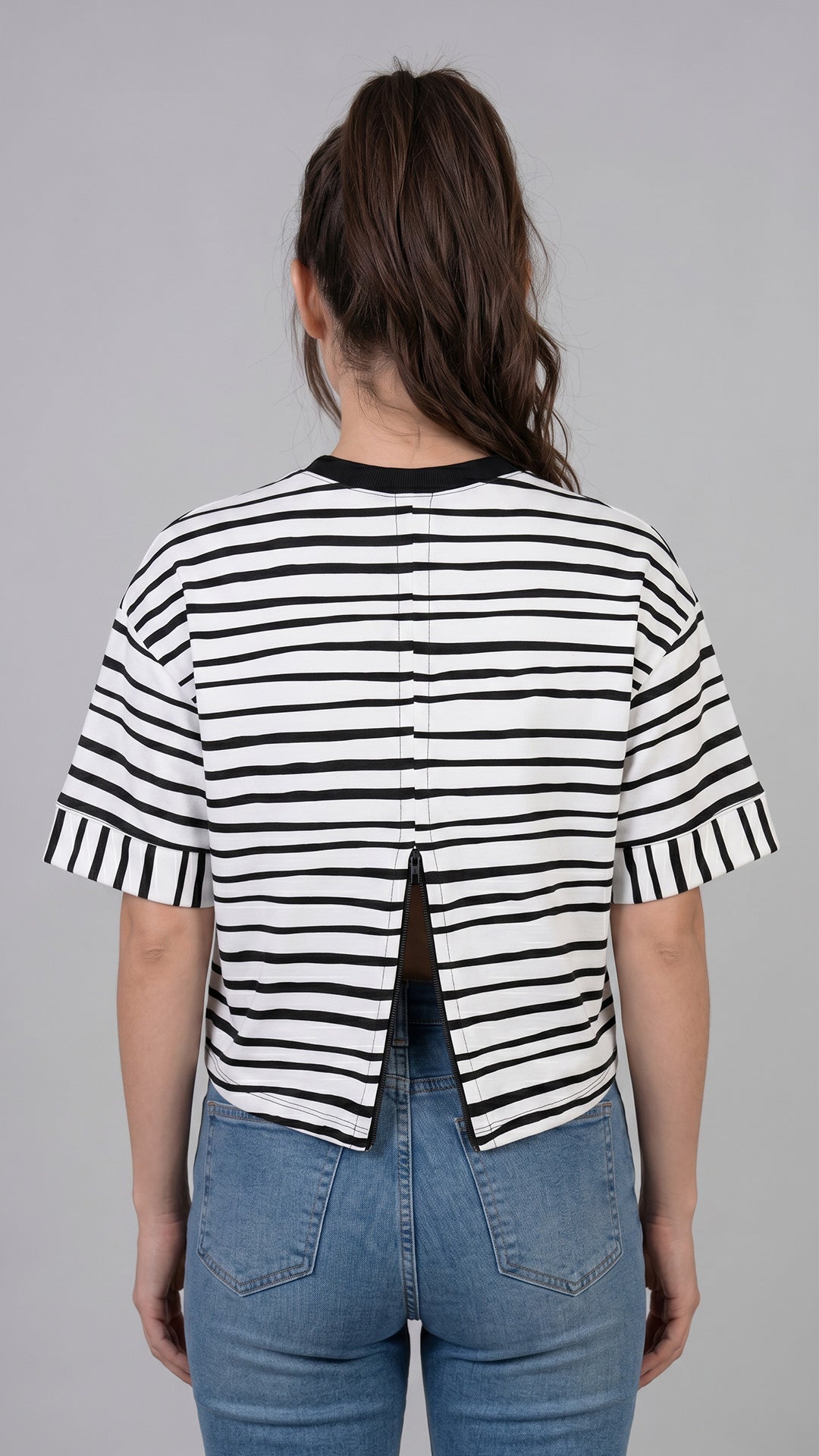 Blusa Latido redefine el concepto de la clásica prenda a rayas.