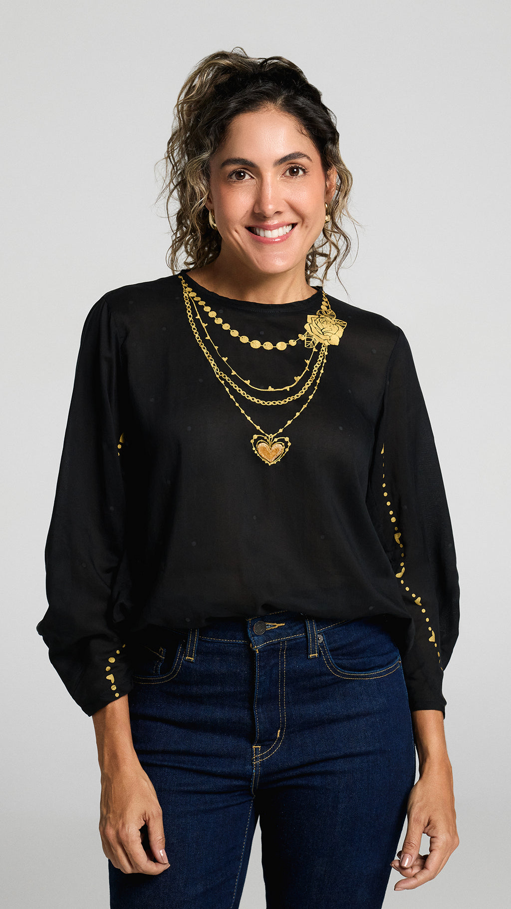 Blusa Talisman de algodón 100 por ciento con mangas drapeadas e ilustración en serigrafia